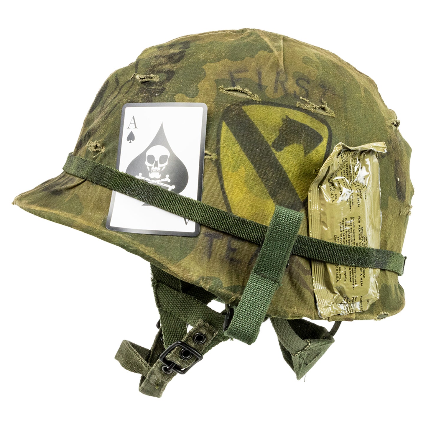 Casque M1 Vietnam LZ X-RAY - Vue de profil gauche et sa death card
