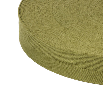 Gros plan sur le côté du rouleau de sangle pour liner US M1 Olive Drab